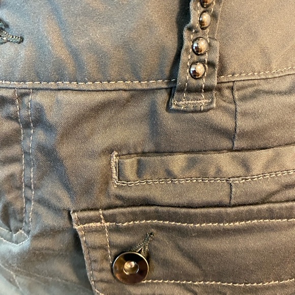 Mini skirt - Picture 9 of 10